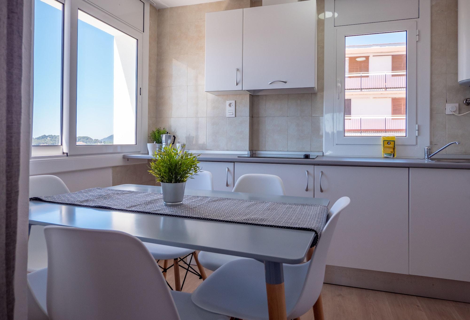 Ar Melrose Place Apartment Lloret de Mar Bagian luar foto