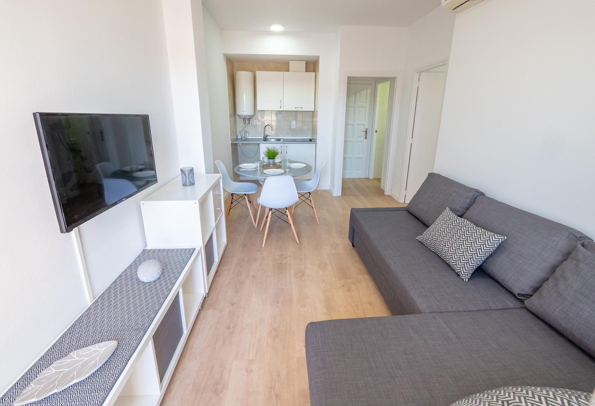 Ar Melrose Place Apartment Lloret de Mar Bagian luar foto