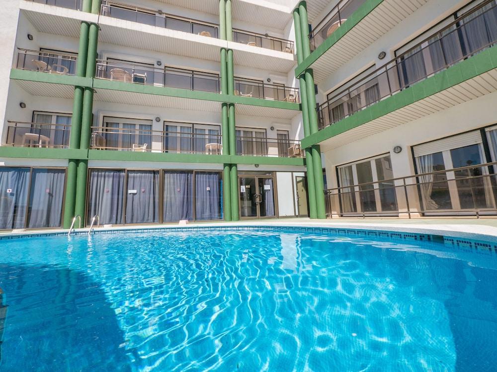 Ar Melrose Place Apartment Lloret de Mar Bagian luar foto