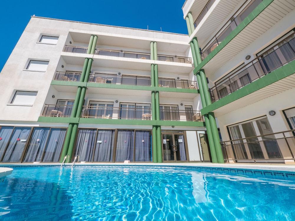 Ar Melrose Place Apartment Lloret de Mar Bagian luar foto