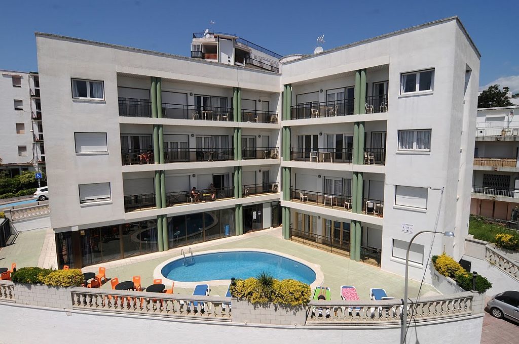 Ar Melrose Place Lloret de Mar Bagian luar foto